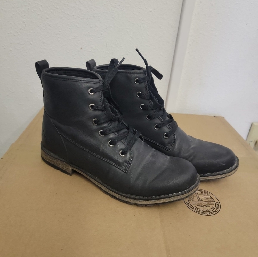 Lugz